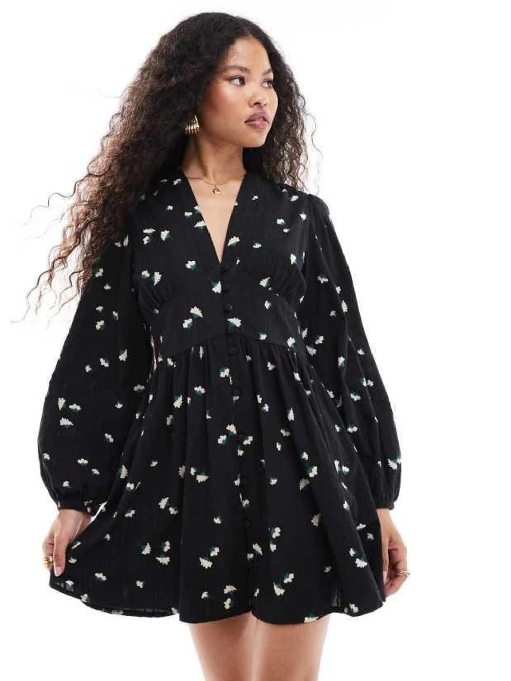 Nobody's Child Starlight Mini Dress Floral Print Black Longsleeve Vneck sz US 6